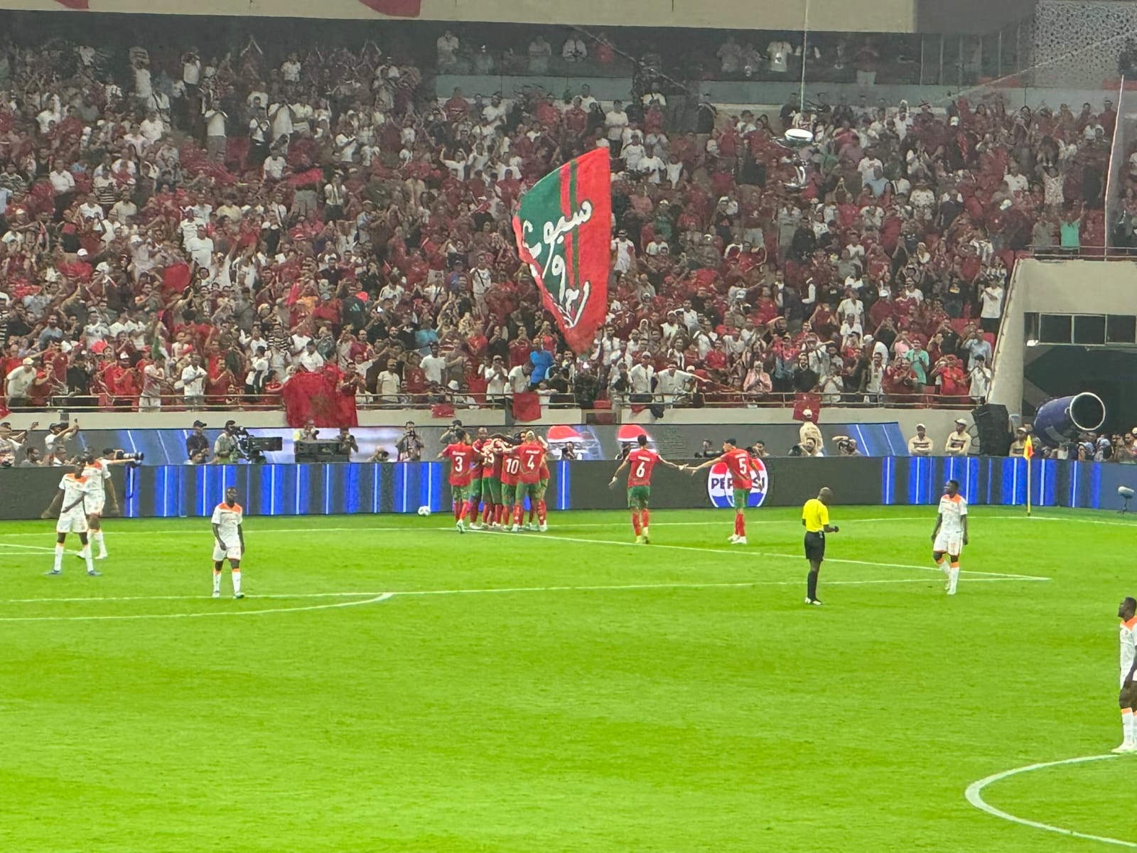Les Lions écrasent le Niger avec une victoire écrasante de 5-0 | Express TV