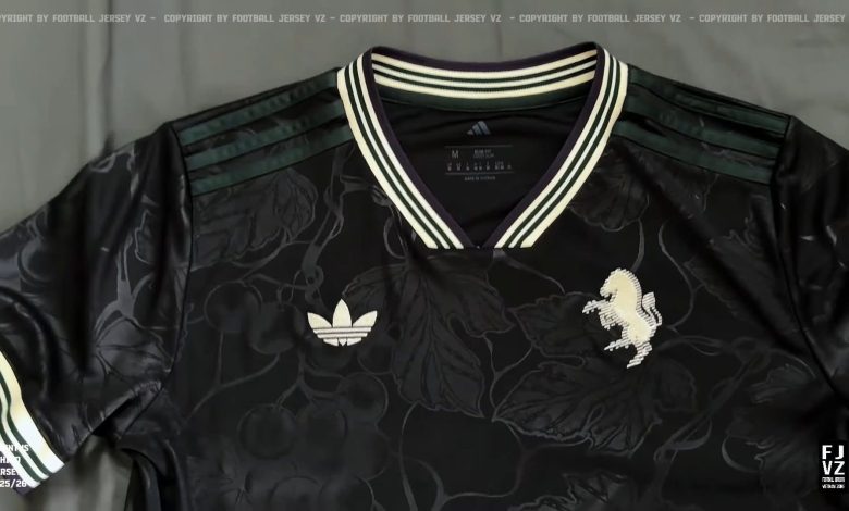 La Juventus dévoile son troisième maillot en présence de Buffon et Barzagli lors d&rsquo;un moment exceptionnel.