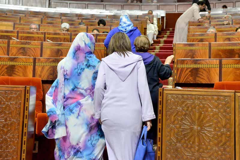 Rapport : La présence des femmes dans les postes décisionnels de l&rsquo;administration publique progresse lentement malgré une tendance à la hausse