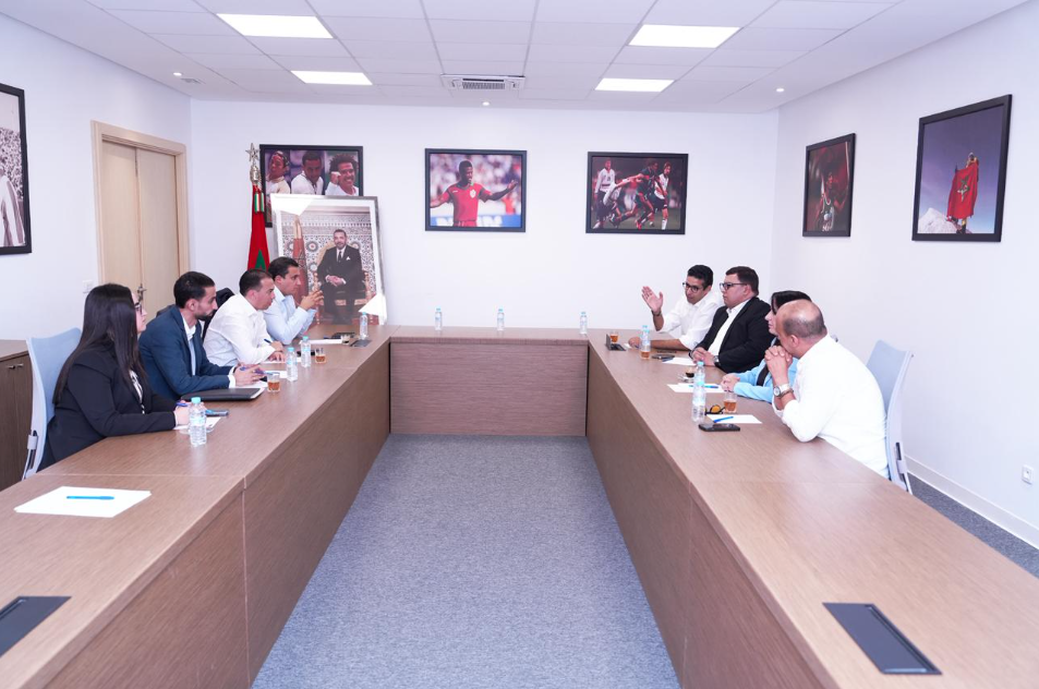 Les Jeunesses des partis de l&rsquo;Istiqlal, de l&rsquo;Authenticité et de la Modernité coordonnent des initiatives pour répondre aux attentes des jeunes.