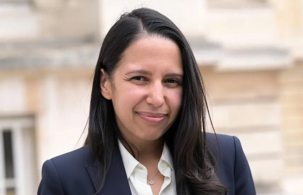 La France nomme la Marocaine Naima Moutchou ministre de la transformation, de la numérisation et de la fonction publique.