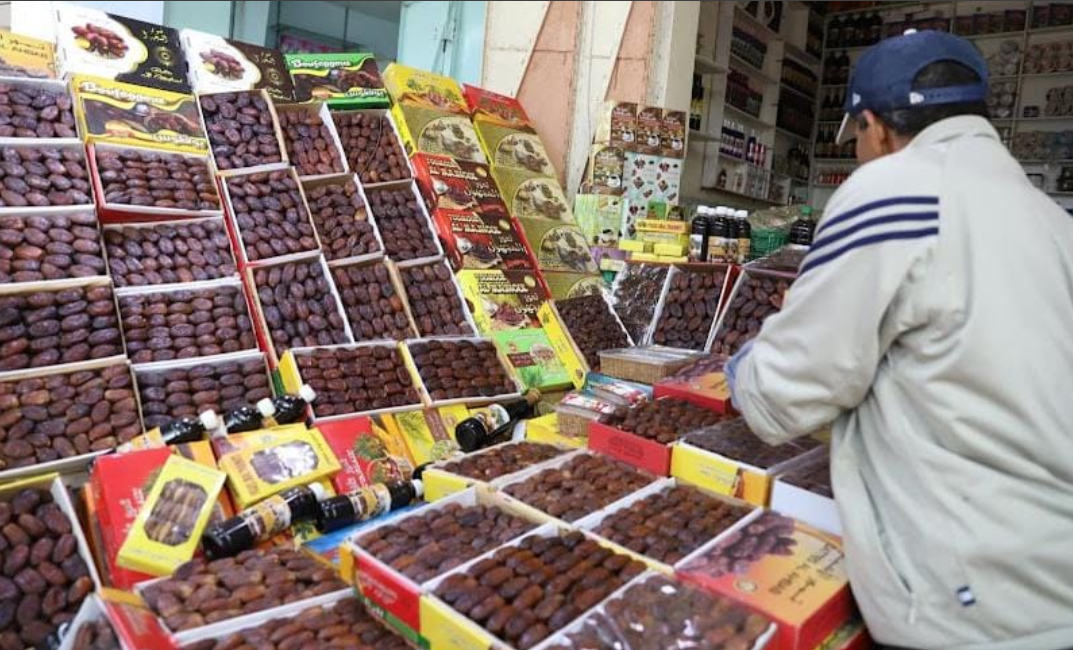 La Tunisie suspend l&rsquo;exportation des dattes vers le Maroc… Une décision politique sans vision qui nuit davantage à la Tunisie qu’au Maroc.