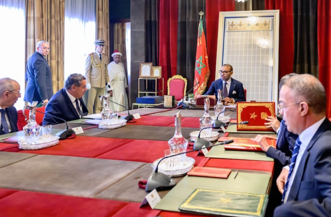 Le roi Mohammed VI approuve de nouvelles nominations de walis et de gouverneurs pour renforcer l&rsquo;administration territoriale.