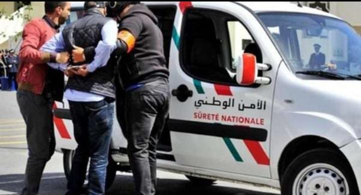 Arrestation d&rsquo;un jeune à El Jadida pour menaces de violences, grâce à une coordination entre la police et les services de renseignement.