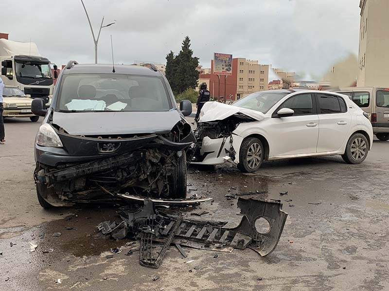 Les accidents de la route causent 12 décès et entraînent des milliers de blessés dans les villes marocaines en une semaine.