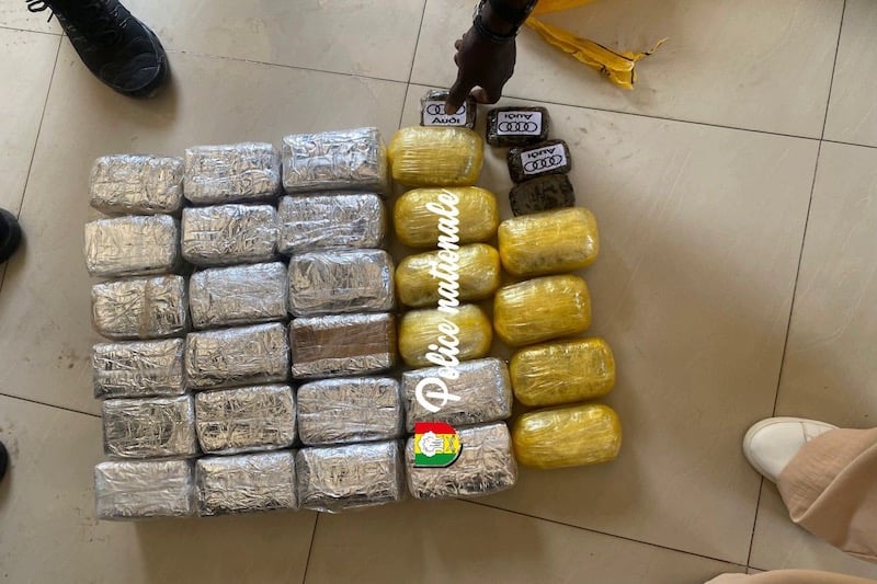 Démantèlement d&rsquo;un réseau international de trafic de cannabis entre le Maroc et la Guinée-Bissau, grâce à une coordination sécuritaire rigoureuse entre Rabat et Dakar.