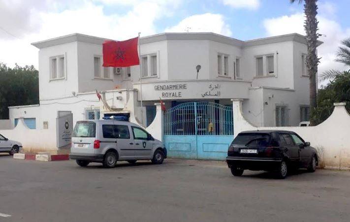 Le Gendarmerie Royale arrête des filles à Selouane pour trafic de drogues dures.