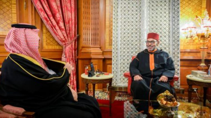 Sa Majesté le Roi reçoit le messager de Sa Majesté le Roi d&rsquo;Arabie Saoudite, porteur d&rsquo;un message du Roi et du Prince Héritier.