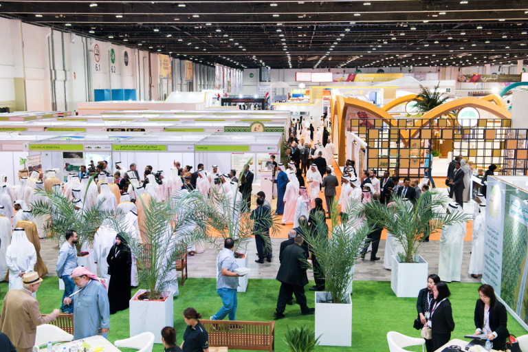 Le salon international des dattes au Maroc attire plus de 94 000 visiteurs.