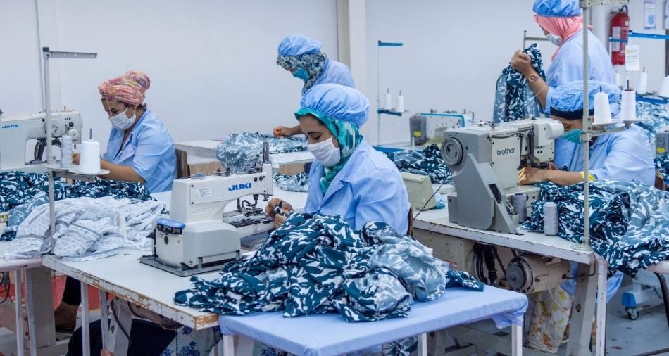 Le Baromètre de l&rsquo;Industrie Nationale 2025 : La croissance de la présence des femmes marocaines dans le secteur industriel