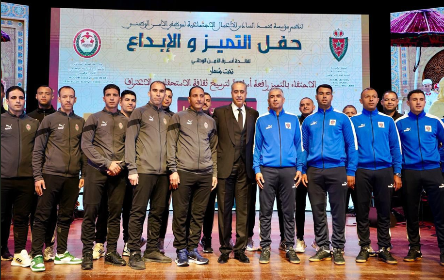 Hammouchi préside la cérémonie annuelle d’excellence des fonctionnaires de la sécurité nationale à l’occasion du 70ème anniversaire de l’indépendance.