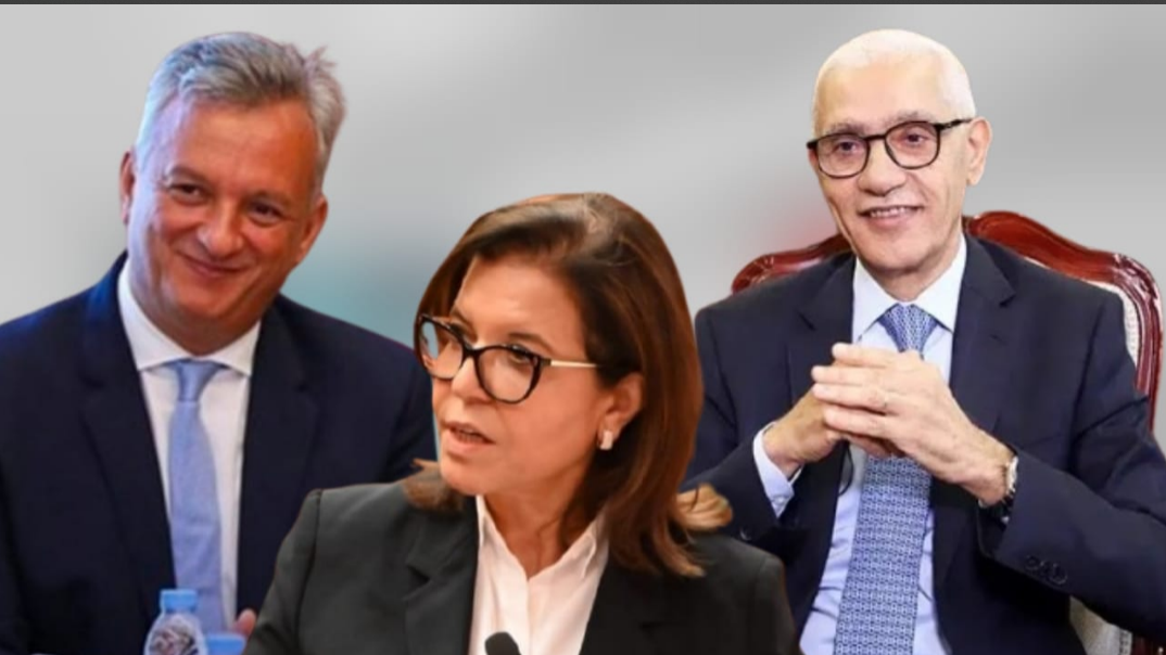 Trois responsables du Parti du Rassemblement National des Libertés se réunissent à Kénitra avec les élus de la région en préparation des élections.