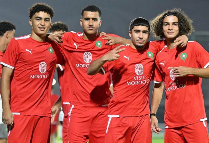 Une équipe d&rsquo;arbitres italiens pour diriger le match Maroc-Japon lors de l&rsquo;ouverture du parcours des « Lionceaux » à la Coupe du Monde au Qatar 2025.