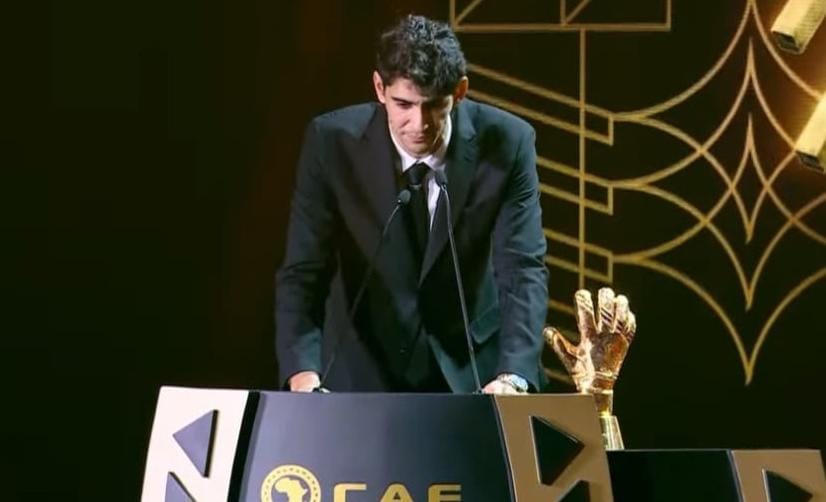 Yassine Bounou remporte le prix du meilleur gardien en Afrique lors de la cérémonie de la CAF à Rabat