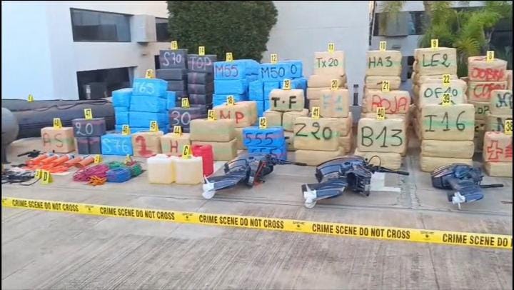 Le Bureau central des investigations judiciaires démantèle un réseau international et saisit 16 tonnes de résine de cannabis.