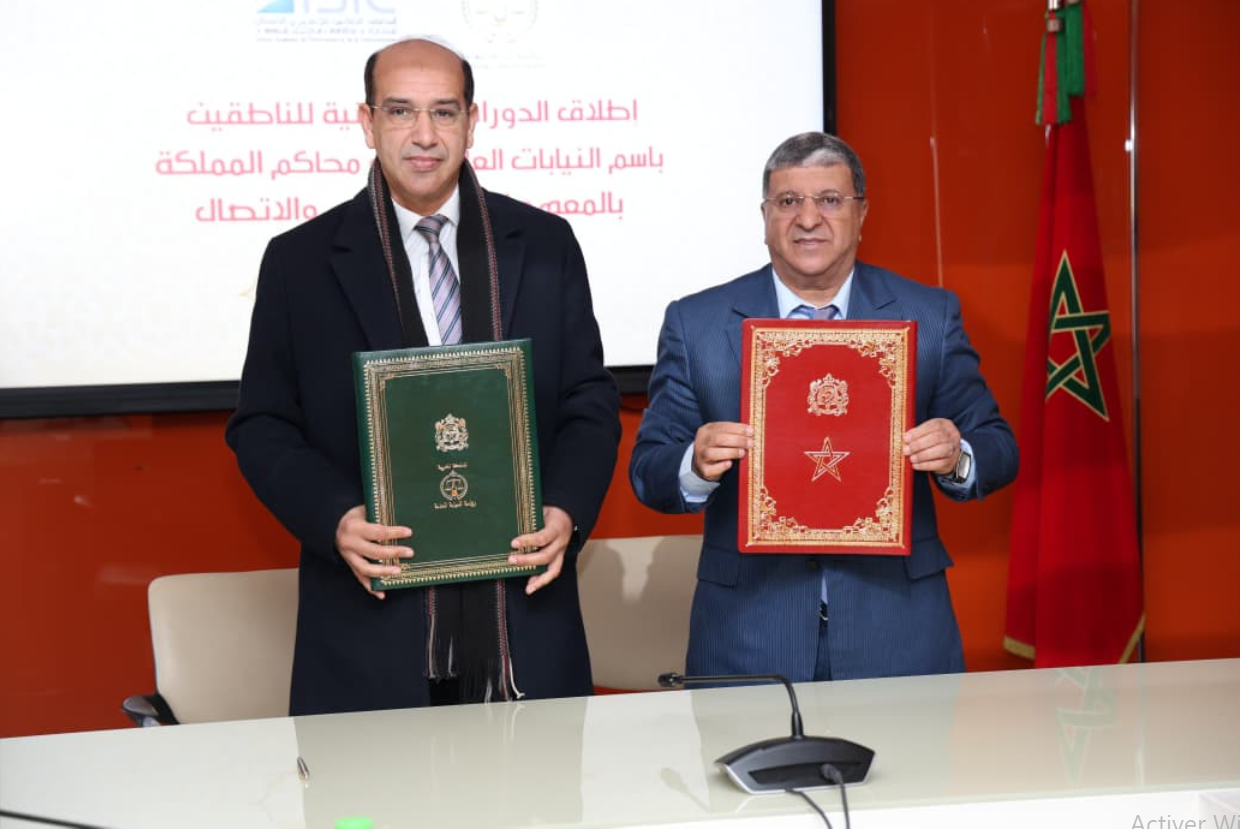 La Présidence du Parquet lance une formation pour les porte-paroles officiels sur les médias numériques.