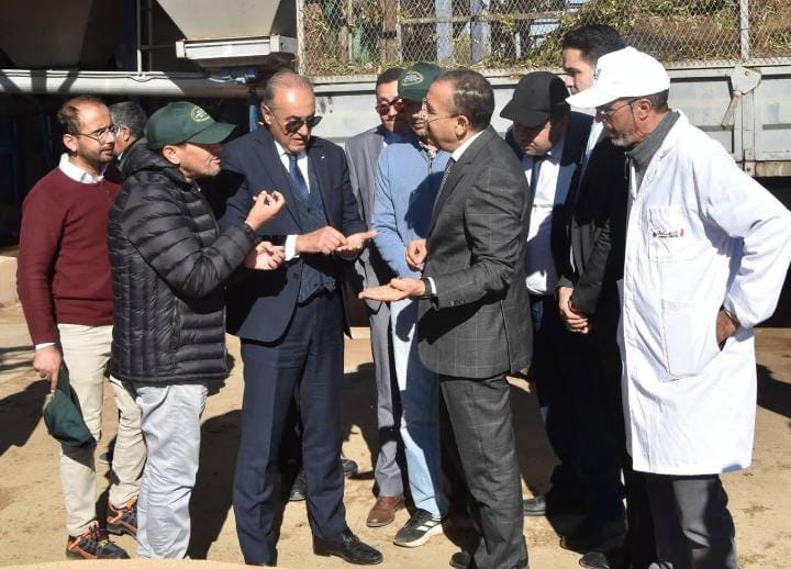Ksar de Seraghna : Visite sur le terrain du gouverneur pour accélérer le rythme des projets de développement