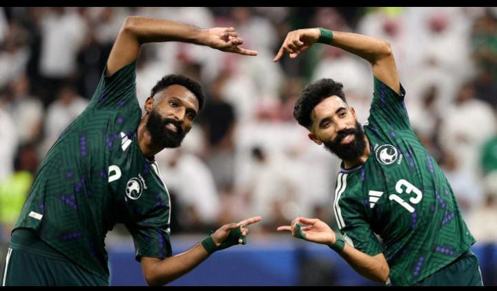 L&rsquo;Arabie Saoudite se qualifie pour les demi-finales de la Coupe arabe après un match marathon contre la Palestine.