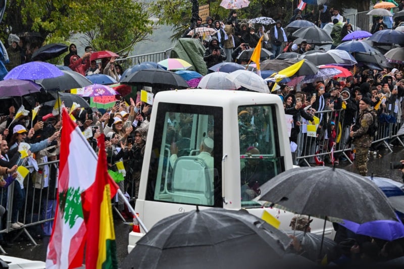 Le Pape Léon XIV appelle à l&rsquo;unité et à l&rsquo;espoir au Liban lors de sa visite historique.