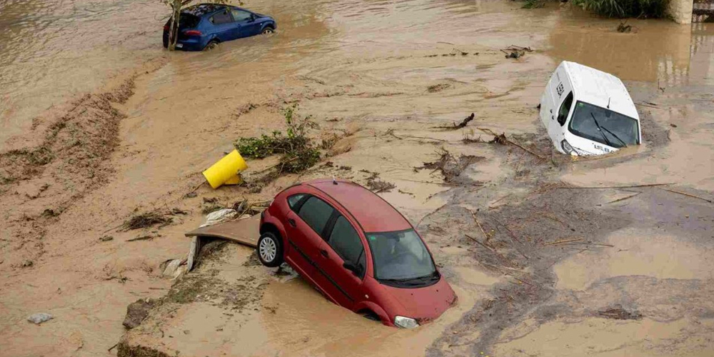 فيضانات اسبانيا