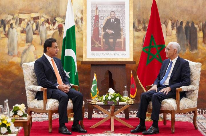 Le Président de la Chambre des Représentants reçoit son homologue pakistanais pour renforcer la coopération parlementaire entre les deux pays.