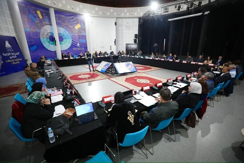 Le conseil municipal d’Agadir approuve le budget excédentaire de 2025 et renforce le financement des projets d’investissement.