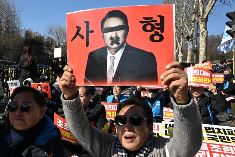 Peine de réclusion à perpétuité pour l&rsquo;ancien président sud-coréen après sa condamnation pour avoir orchestré une révolte.