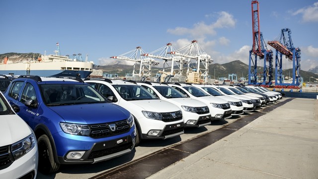 Vente de plus de 37 000 voitures en deux mois au Maroc, avec « Dacia » en tête.