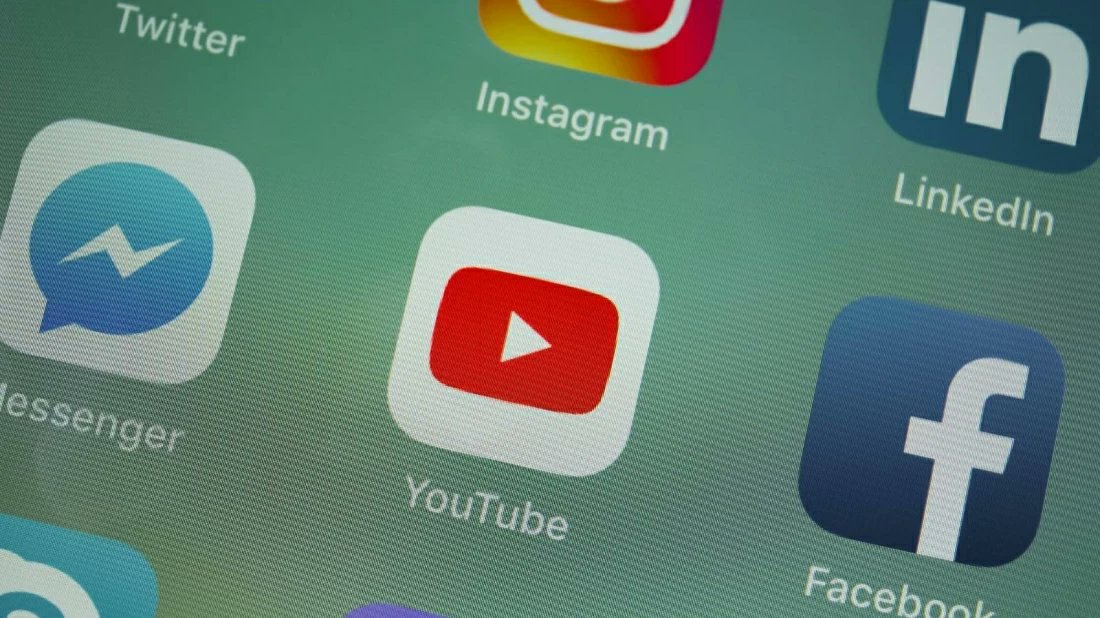 La justice américaine tient Meta et YouTube responsables de l&rsquo;addiction numérique et accorde des compensations.