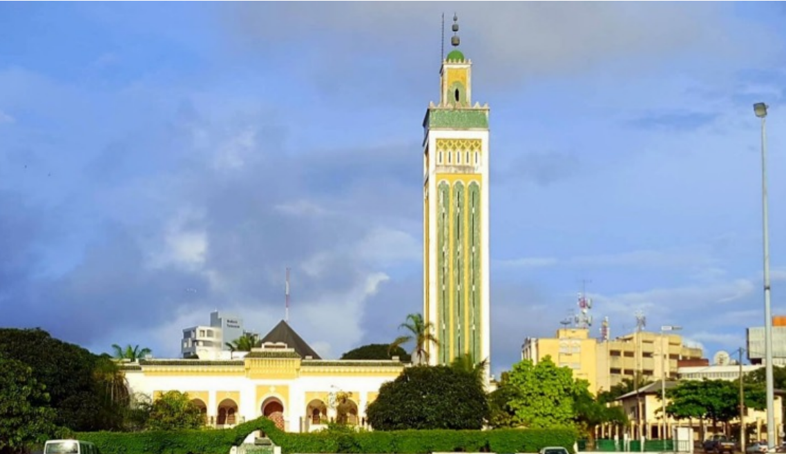 Le Maroc distribue des exemplaires du Saint Coran à la communauté musulmane au Gabon pendant le Ramadan