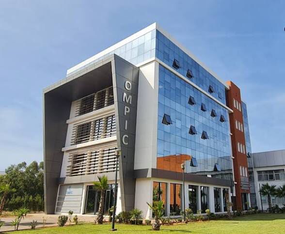 Dynamique des entreprises au Maroc en 2026 : Casablanca en tête de course et le secteur du commerce en première ligne