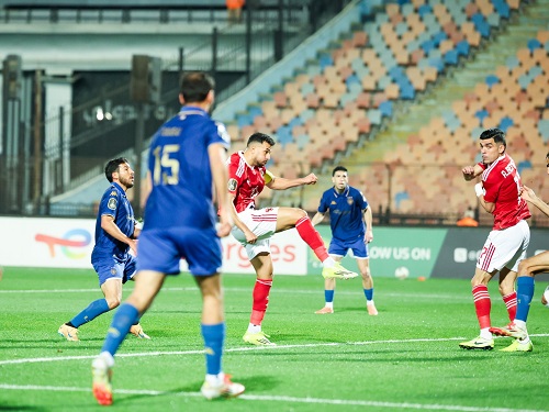 Le Club Africain de Tunis inflige une leçon sévère à Al Ahly du Caire et décroche son ticket pour la demi-finale.