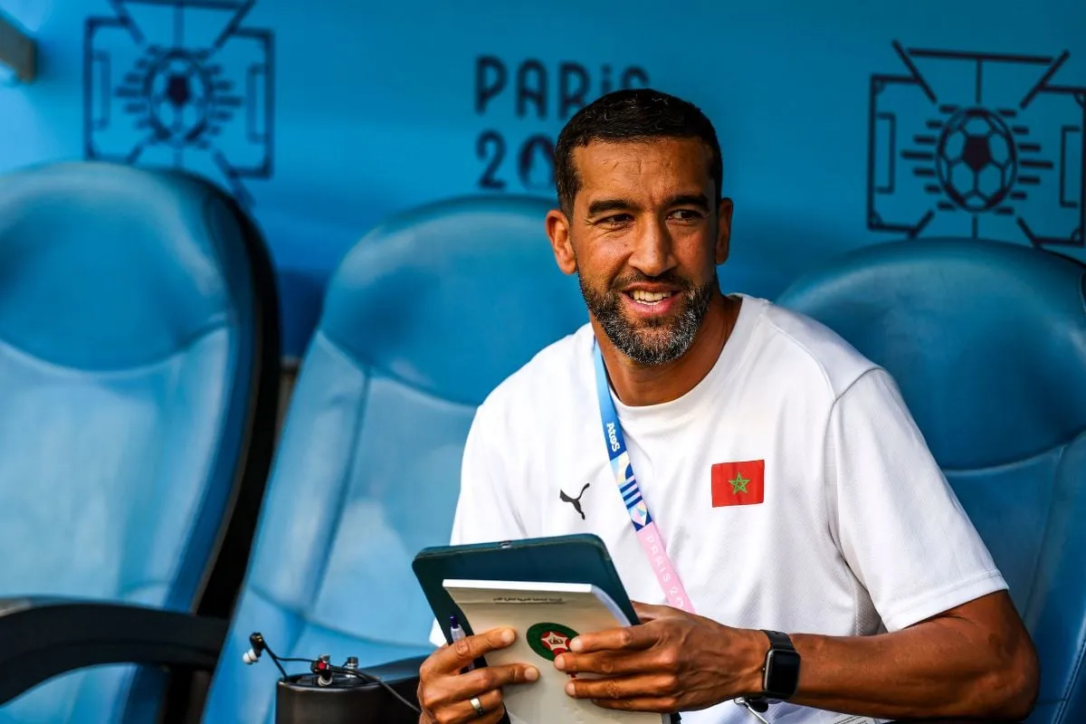 Youssef Hadji revient en équipe nationale en tant qu&rsquo;assistant de Wahbi dans une démarche tactique audacieuse.