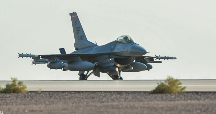 La direction américaine clarifie les circonstances de la chute de 3 chasseurs au Koweït et le sauvetage intégral de leurs équipages.