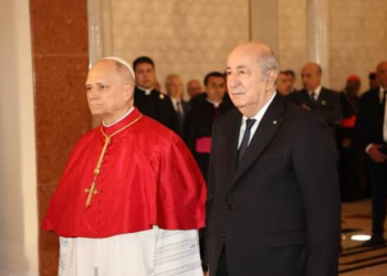 Le pape en Algérie : le pouvoir au service de la liberté des peuples