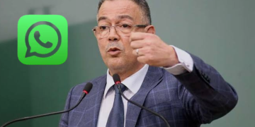 توقيف مسؤول كروي بجهة فاس مكناس بعد إساءة لرئيس الجامعة فوزي لقجع داخل مجموعة “واتساب”