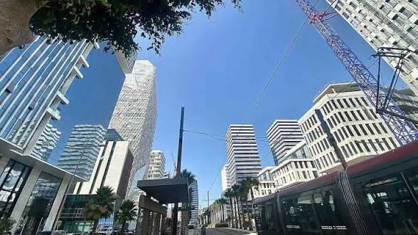 العاصمة الاقتصادية