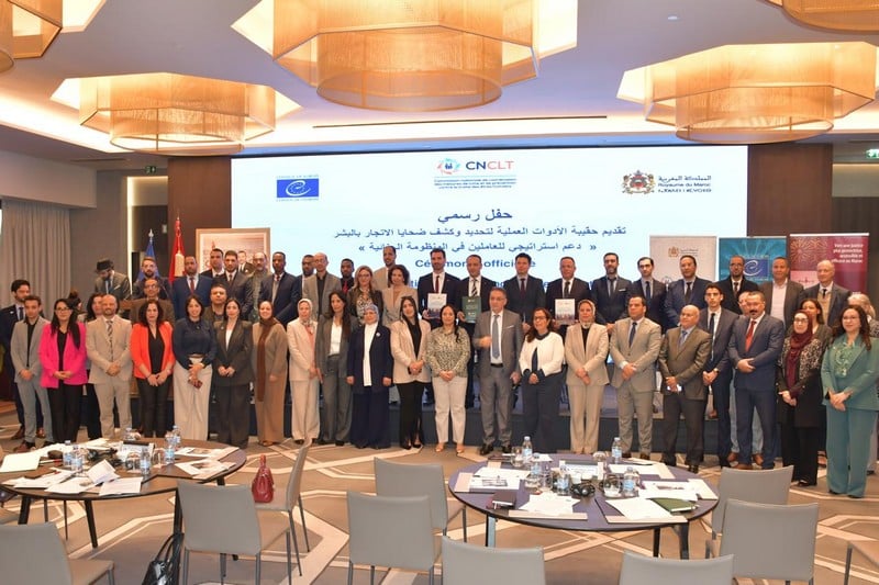 Le Maroc renforce sa lutte contre la traite des êtres humains avec le lancement d&rsquo;un guide de protection des victimes.