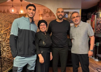 Rencontre informelle à Paris entre Hakimi et Regragui en dehors des terrains