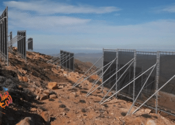 Le Maroc transforme le brouillard en source d&rsquo;eau pour contrer le changement climatique