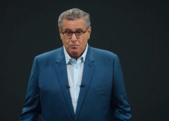 Gouverner ne suffit plus – Akhannouch entre dans la bataille du récit