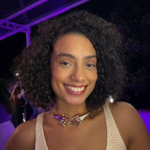 Isabela Reis — Brésil